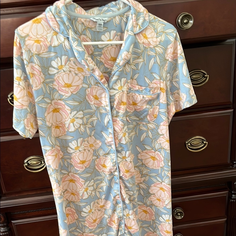 Floral Short-Sleeve Pajama Shirt - Light Blue & Pink